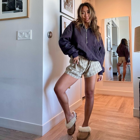 SET ACTIVE Small Half Zip Chocolate Long Sleeve Sweater - Picture 3 of 6